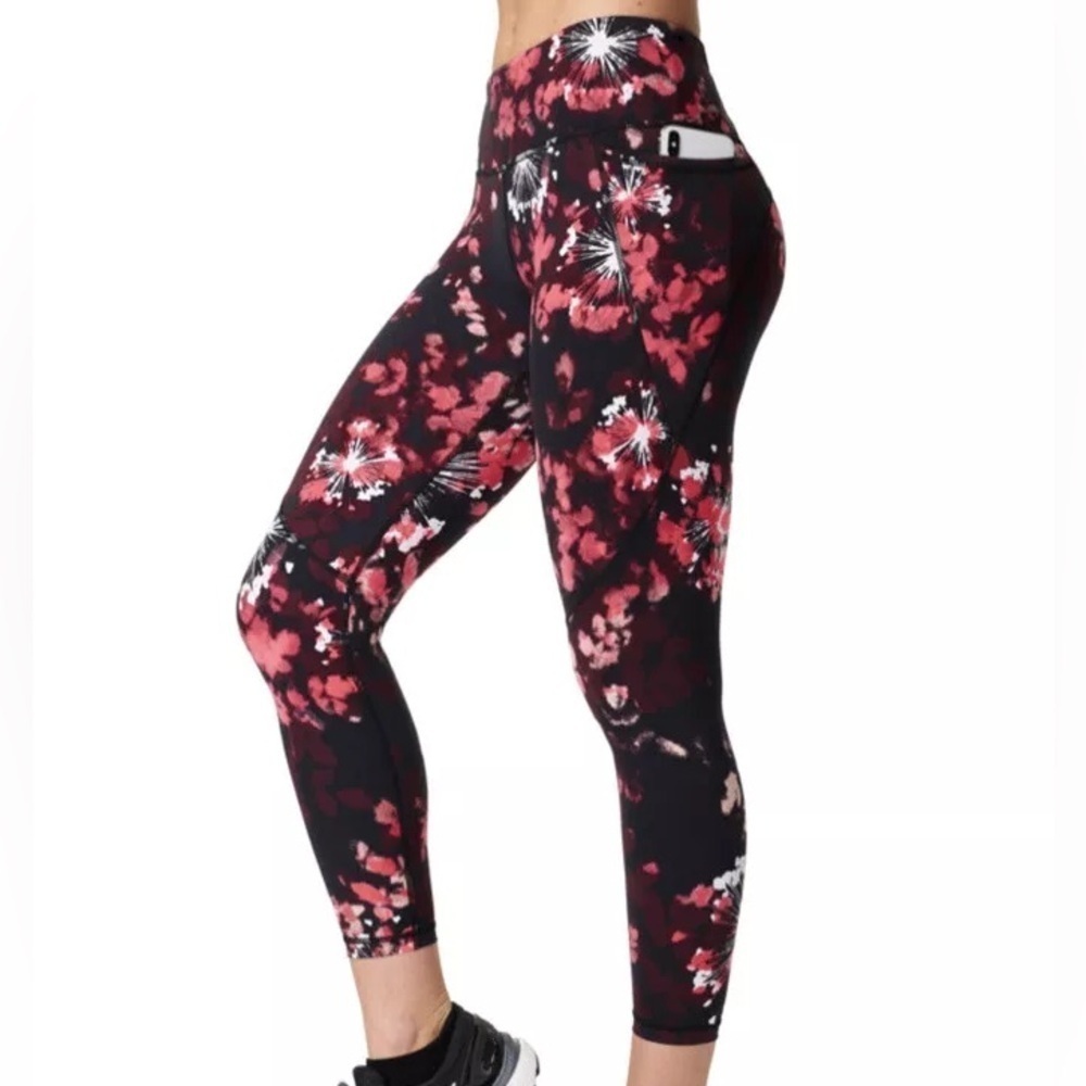 Sweaty Betty Power Pocket
Workout Ankle Leggings - Firework
Pattern